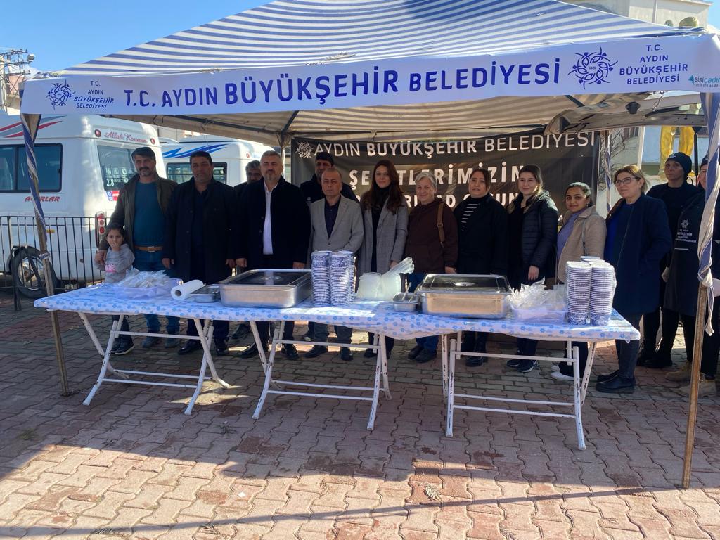CHP İNCİRLİOVA BELEDİYE BAŞKAN ADAYI HAYIR DAĞITIMINA KATILDI - Aydın -  Efepost