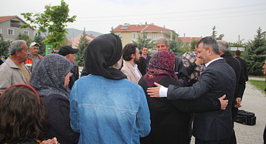 Başkan Koyuncu Mahalle Sakinlerini Dinlemeye Devam Ediyor