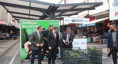 Emirdağ Belediyesi Yarım Asırlık Ata Tohumlarını Vatandaşlarla Buluşturdu